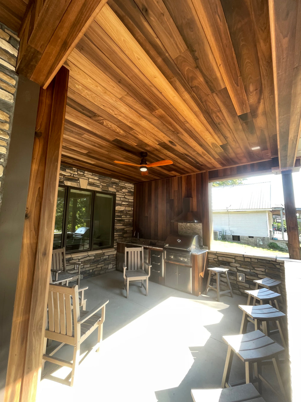 Lakehouse Outdoor Living